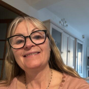 Babysitter in Rognonas: EVELYNE