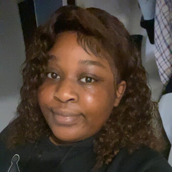 Babysitter in Mérignac: Ashley