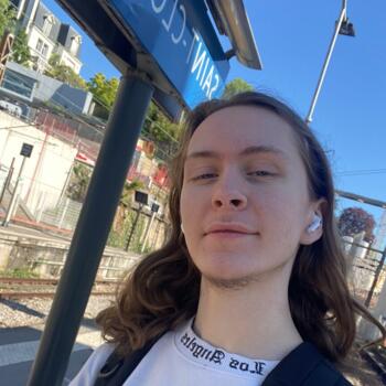 Babysitter in Puteaux: Thomas