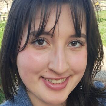 Babysitter in Lyon: Inès