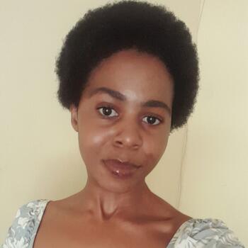 Babysitter in Johannesburg: Queeneth
