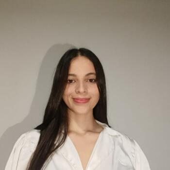 Babysitter in Santa Marta: Laura Pestana