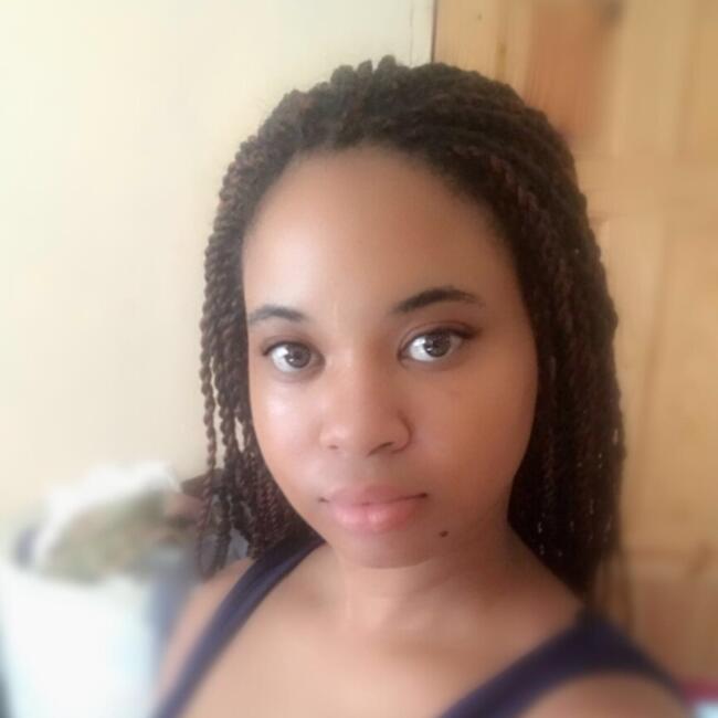 Babysitter in May Pen: Shaniek