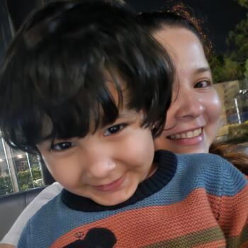 Trabajo para niñera en Medellín: trabajo de niñera Diana