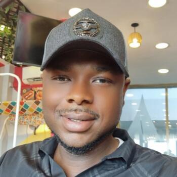 北安普顿的臨時保母工作: 臨時保母工作 TOBORE