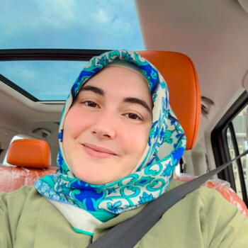 Nanny job in Doha: babysitting job Gizemnur