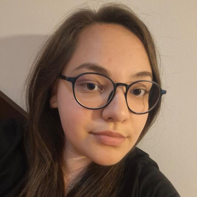 Babysitter in Cluj-Napoca: Iulia