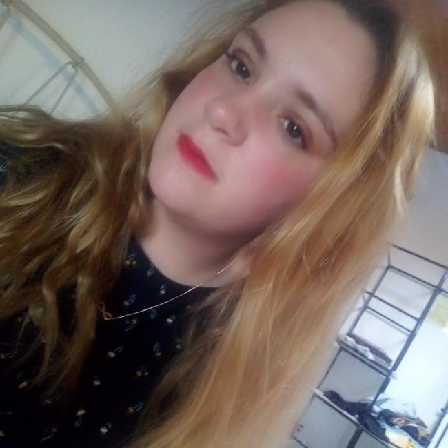 Babysitter in Issoire: Marine Barraud