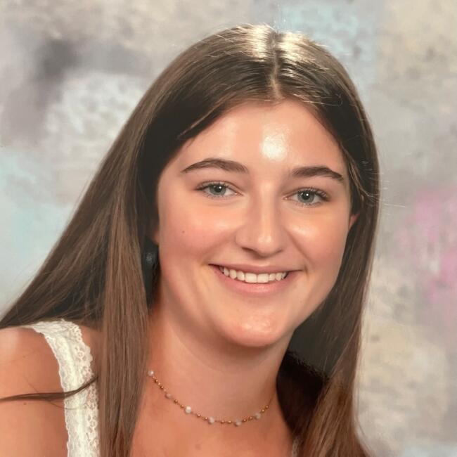 Babysitter in Quesnoy-sur-Deûle: Mathilde