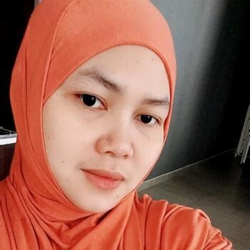 Nanny in Abu Dhabi: Nur