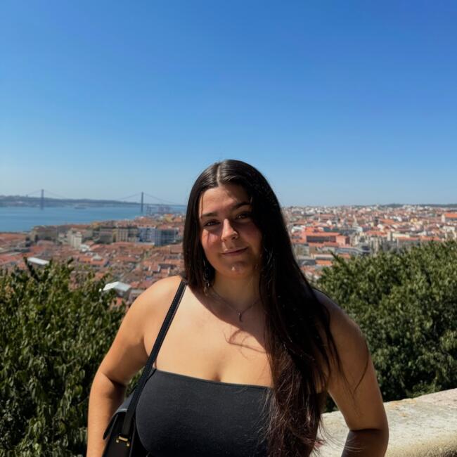 Niñera en San Feliú de Llobregat: Carla