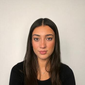 Babysitter in Courtry: Manon