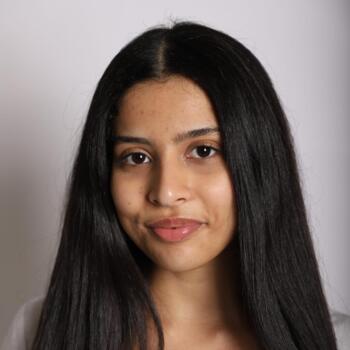 Babysitter Turin: Yasmine