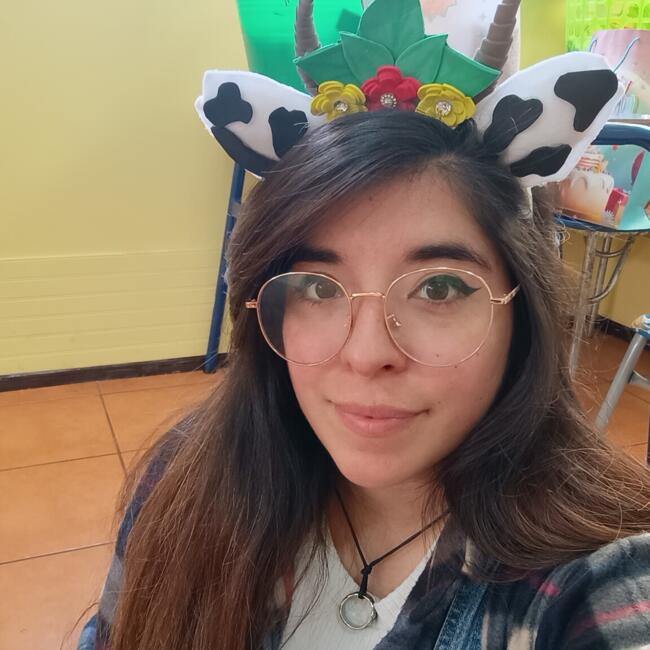 Babysitter in San Fernando: Charlotte