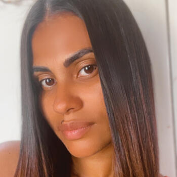 Babysitter in Recife: Amanda