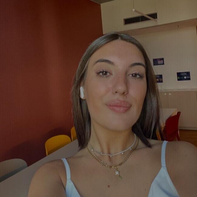 Babysitter a Milano: Valentina