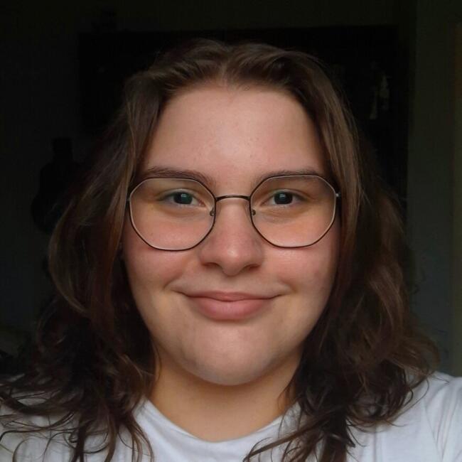 Babysitter in Ribeirão Preto: Julia Beatriz