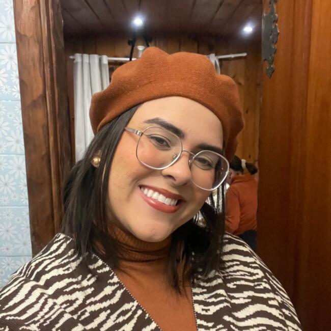 Babysitter in Sydney: Leticia