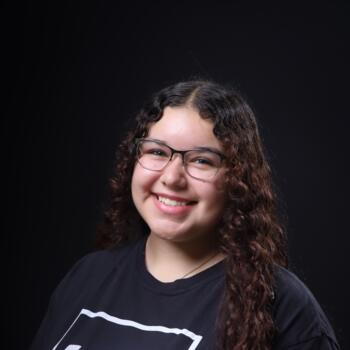 Babysitter in Fresno: Amora