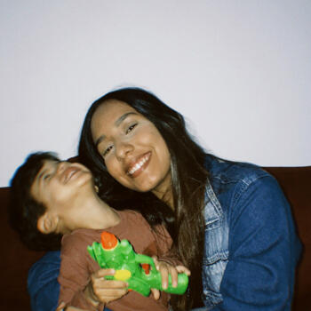 Babysitter Brasília: Thaíssa Amorim