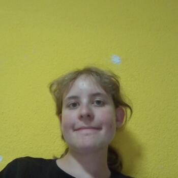 Babysitter Reichenburg: Sarah