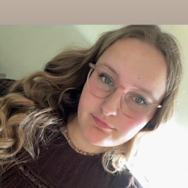 Oppas in Papendrecht: Eline