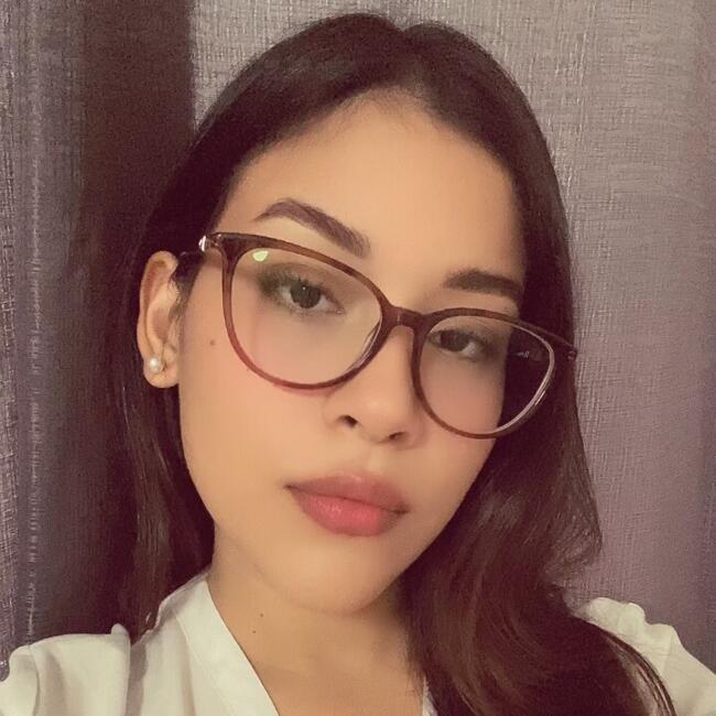 Niñera en Panamá: Karol