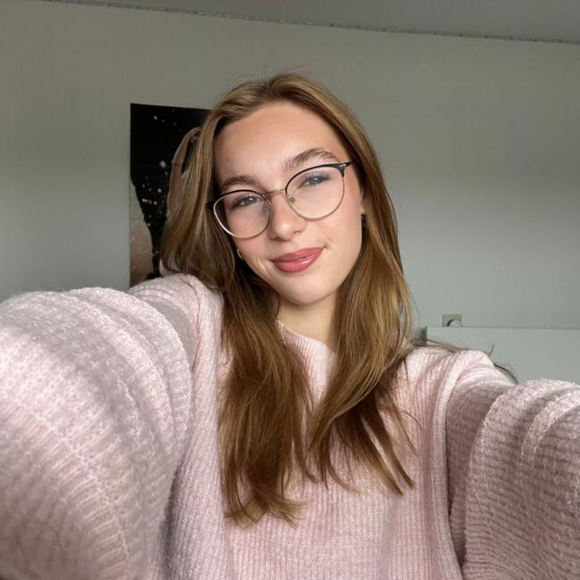 Babysitter in Dordrecht: Casey