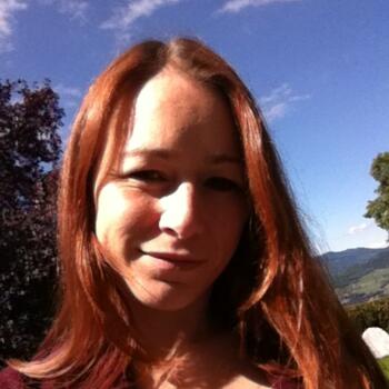 Baby-sitter in Saint-Rémy-sur-Avre: Céline
