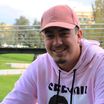 Babysitter in Faro: Myke