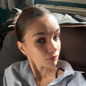 Babysitter in Rouen: Charleen