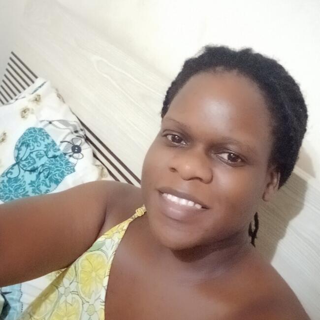 Babysitter in Dubai: Winnie