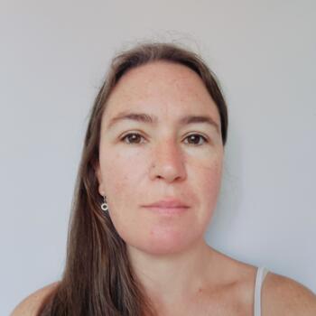 Babysitter in Porto: Ines