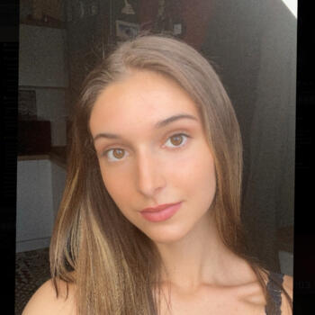 Lastenhoitaja Levallois-Perret: Emma