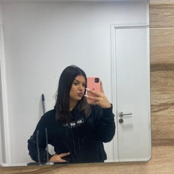 Babysitter in Argyroúpoli: Ανδριαννα