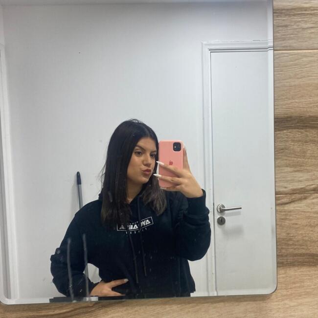 Babysitter in Argyroúpoli: Ανδριαννα