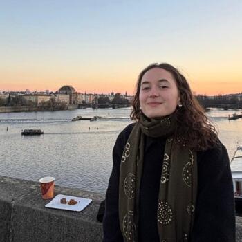 Babysitter in The Hague: Anna