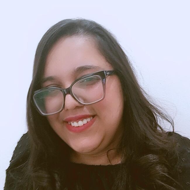 Babysitter in Taubaté: Mayra