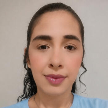 Babysitter in Londrina: Esther