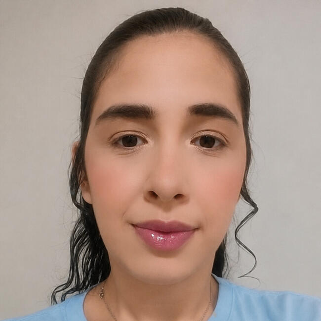 Babysitter in Londrina: Esther