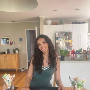 Babysitter in Wellington: Anya