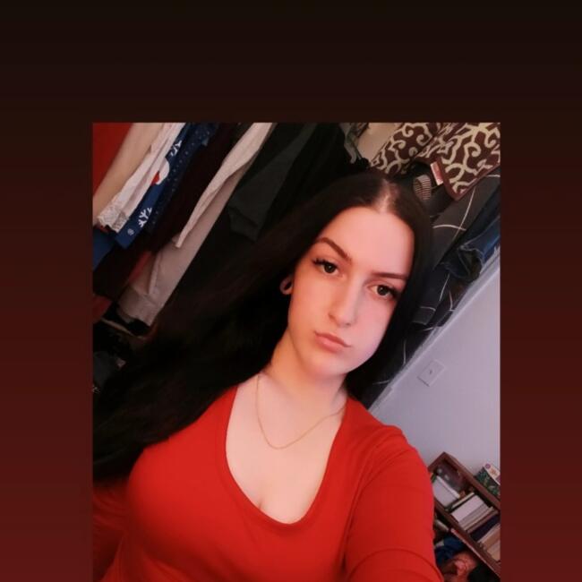 Babysitter in Orange Park: Shyloh