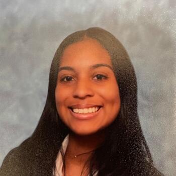 Babysitter in New York: Laisha