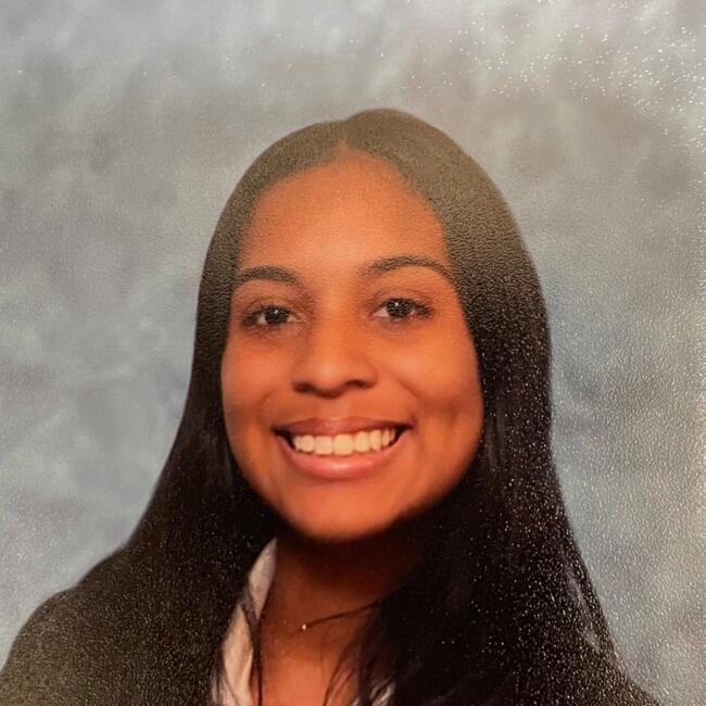 Babysitter in New York: Laisha