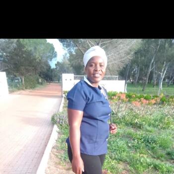 Nanny in Parow: Regina