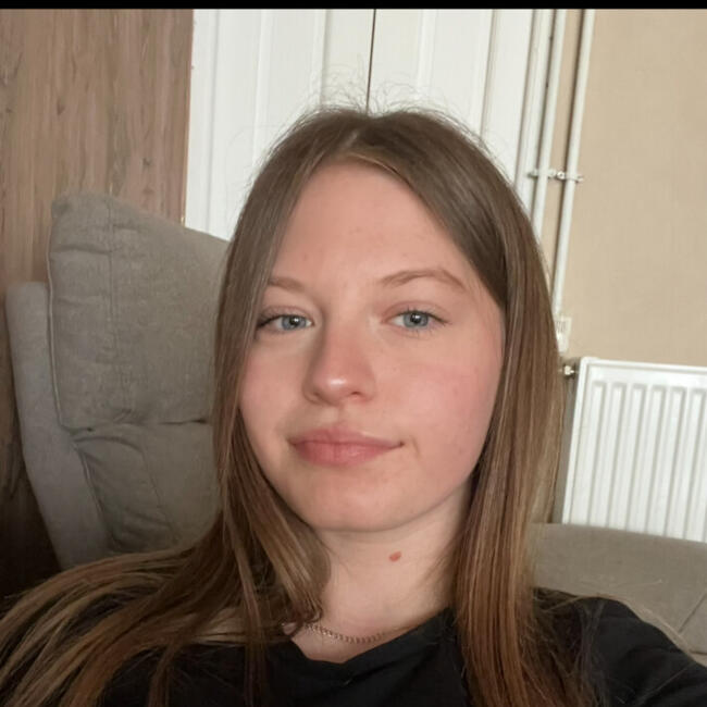 Babysitter in Laon: Justine