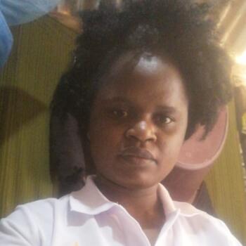 Babysitter Roodepoort: Khelitha