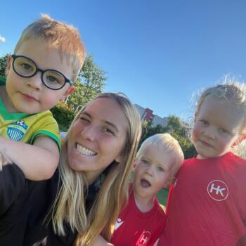Babysitter in Copenhagen: Saga