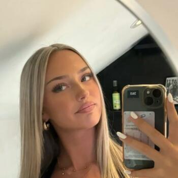 Oppas in Urk: Edwina