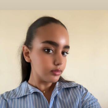 Babysitter in Franconville: Asma